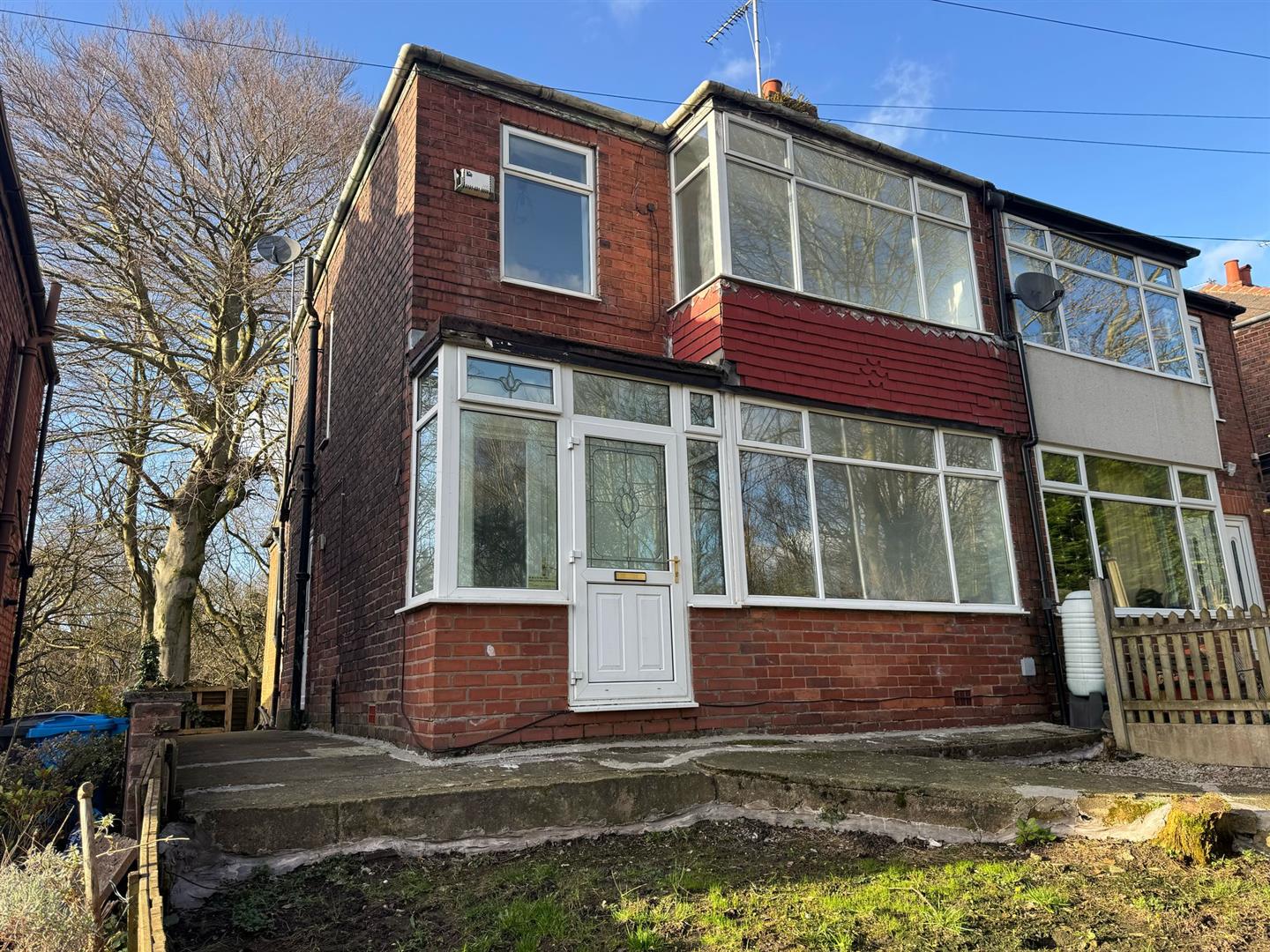 3 bed property in Rosehay Lane, Failsworth