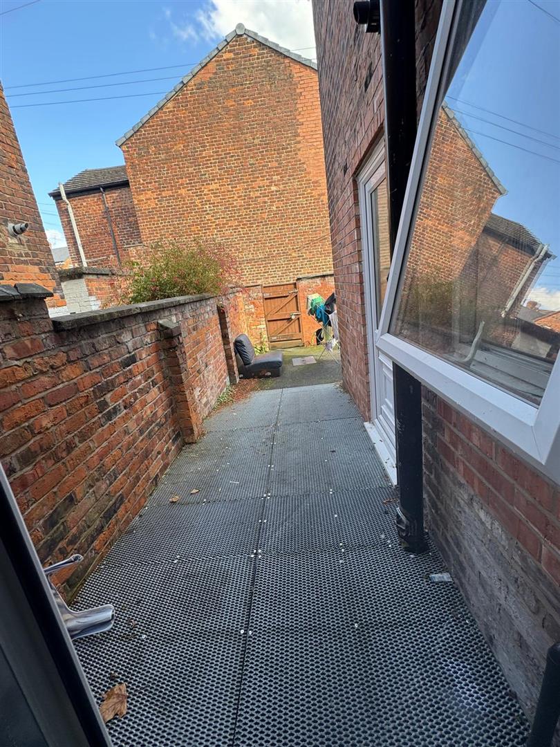 Broadfield Road