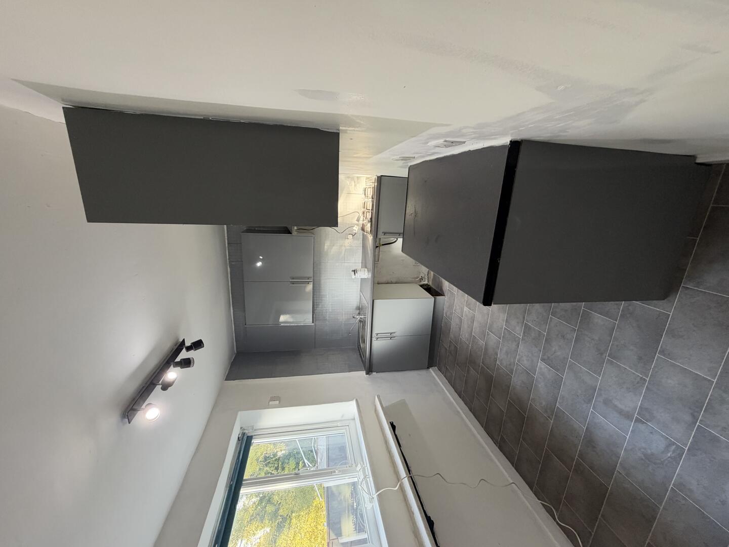 2 bed semi-detached house to let in Furnival Road, Manchester - photo 7 of 20 (Kitchen)